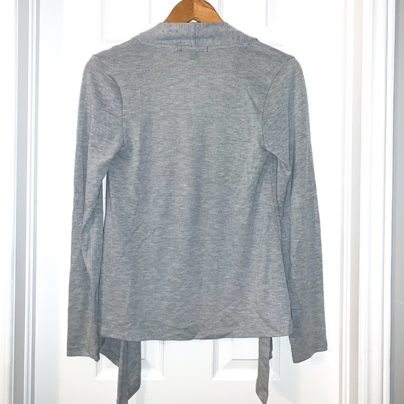 Silver Cardigan - Picture 4 of 4